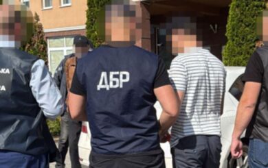 Контрабанда призывников в Закарпатье: будут судить таможенника и полицейского