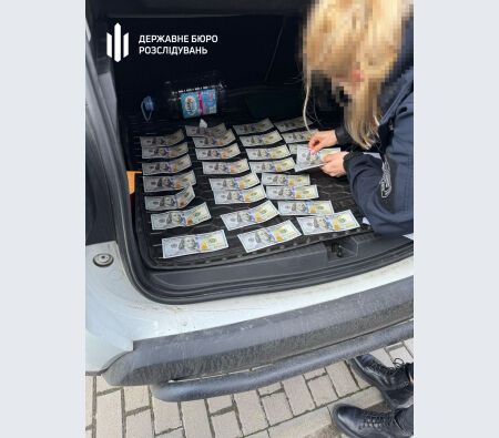 Правоохоронця із Закарпаття судитимуть за організацію втечі чоловіків до Словаччини