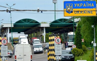 Из какого города Украины молодежь массово уезжает за границу: неожиданный ответ