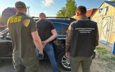 Пограничники вблизи Молдовы задержали одессита за незаконную переправу гражданина Украины через границу