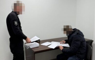 Майже 7 млн грн збитків: на Черкащині судитимуть інспекторів Нацпарку через вирубку дубів