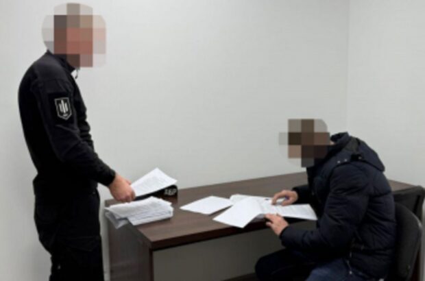 Майже 7 млн грн збитків: на Черкащині судитимуть інспекторів Нацпарку через вирубку дубів