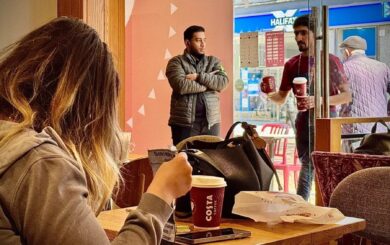 Costa Coffee наняла охранников для защиты еды от воров: эпидемия краж в Британии