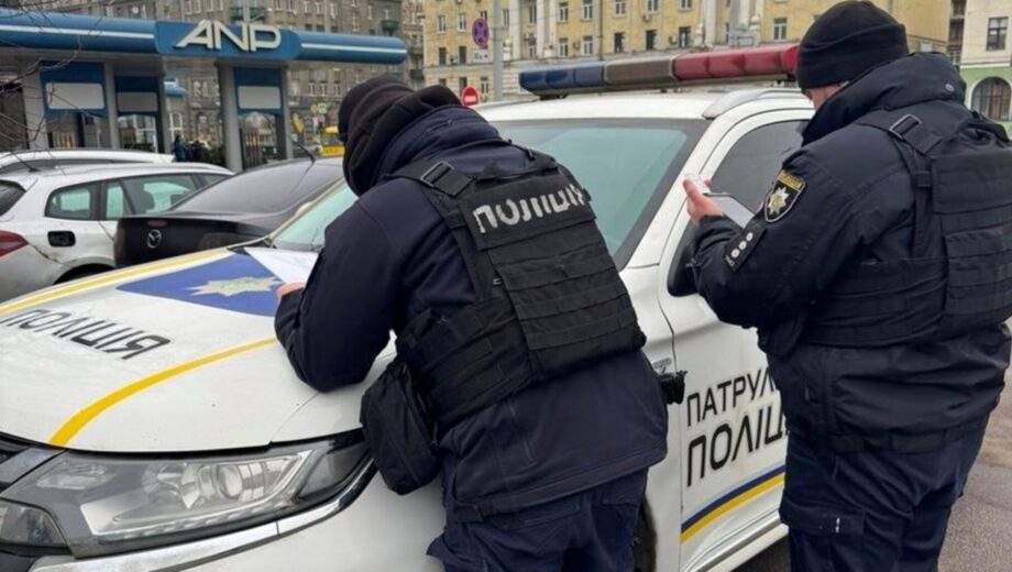Минута молчания закончилась избиением: в Харькове напали на военного