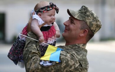 Адвокат попередив про кримінальні ризики для ухилянтів від мобілізації через підроблені документи