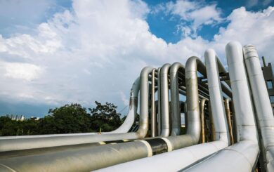 Україні повернуть ”трубу Медведчука”: суд скасував угоду купівлі-продажу нафтопродуктопроводу
