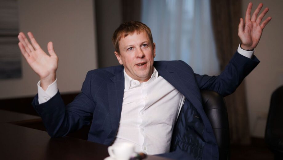 Команда Хомутинніка назвала розслідування СтоКор замовними та готує судовий позов