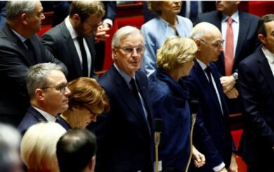 Политический кризис во Франции ставит под угрозу поддержку Украины
