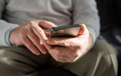 С 2027 года в ЕС у всех смартфонов будут заменяемые батареи – новые правила для производителей