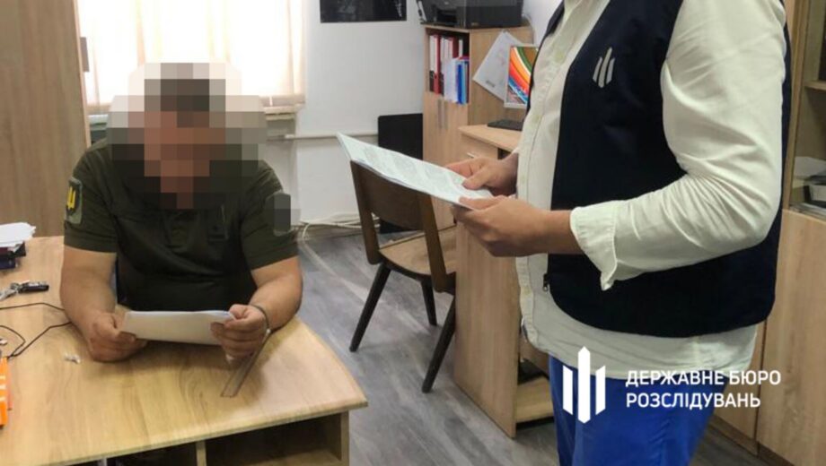 ДБР завершило розслідування: ексвоєнкома звинувачують у зловживанні владою та корупції