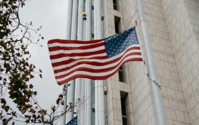 С 1 февраля США начнут применять новые торговые ограничения против Канады, Китая и Мексики