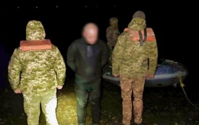 Ночной заплыв через Днестр: в Винницкой области пограничники перехватили мужчину в гидрокостюме