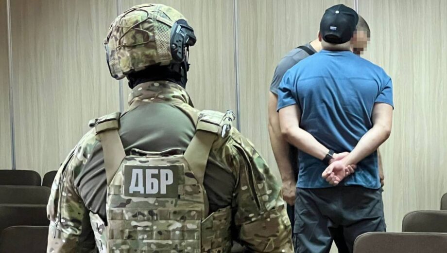 Вимагав 100 тис. дол від ”колаборантів”: на Харківщині судитимуть правоохоронця