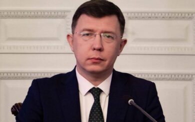 У Конституційному суді новий суддя: що відомо про Сергія Різника