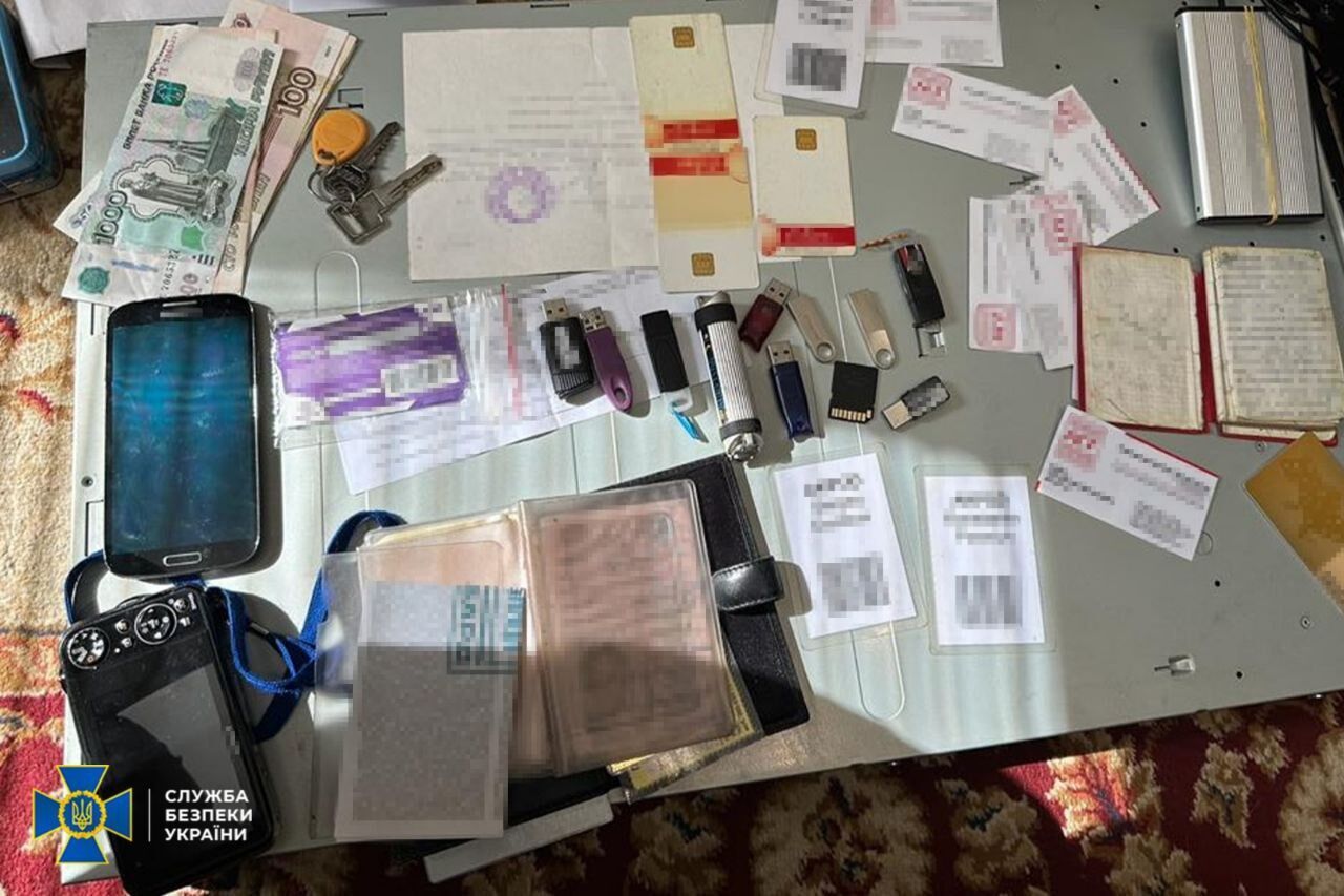 В Днепре задержаны агентша российского ГРУ и ее дочь, которые корректировали удары врага по области