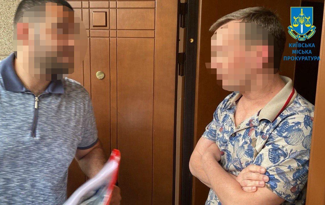 Заместитель начальника Департамента КМВА подозревается в требовании еженедельных взяток от перевозчиков