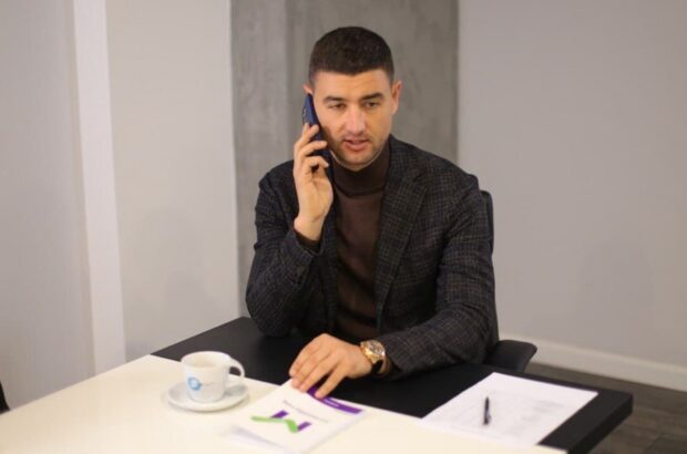Торгували підсанкційними копалинами: людей Шапрана піймали на продажі арештованого піску