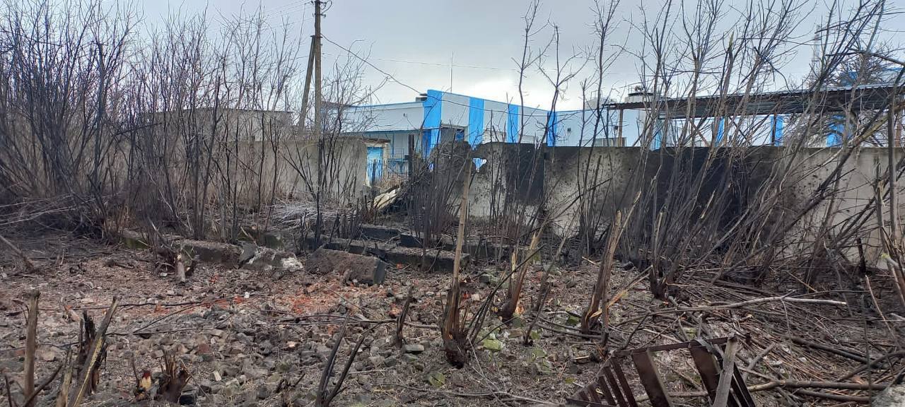 Работник полиции ранен в результате вражеских обстрелов