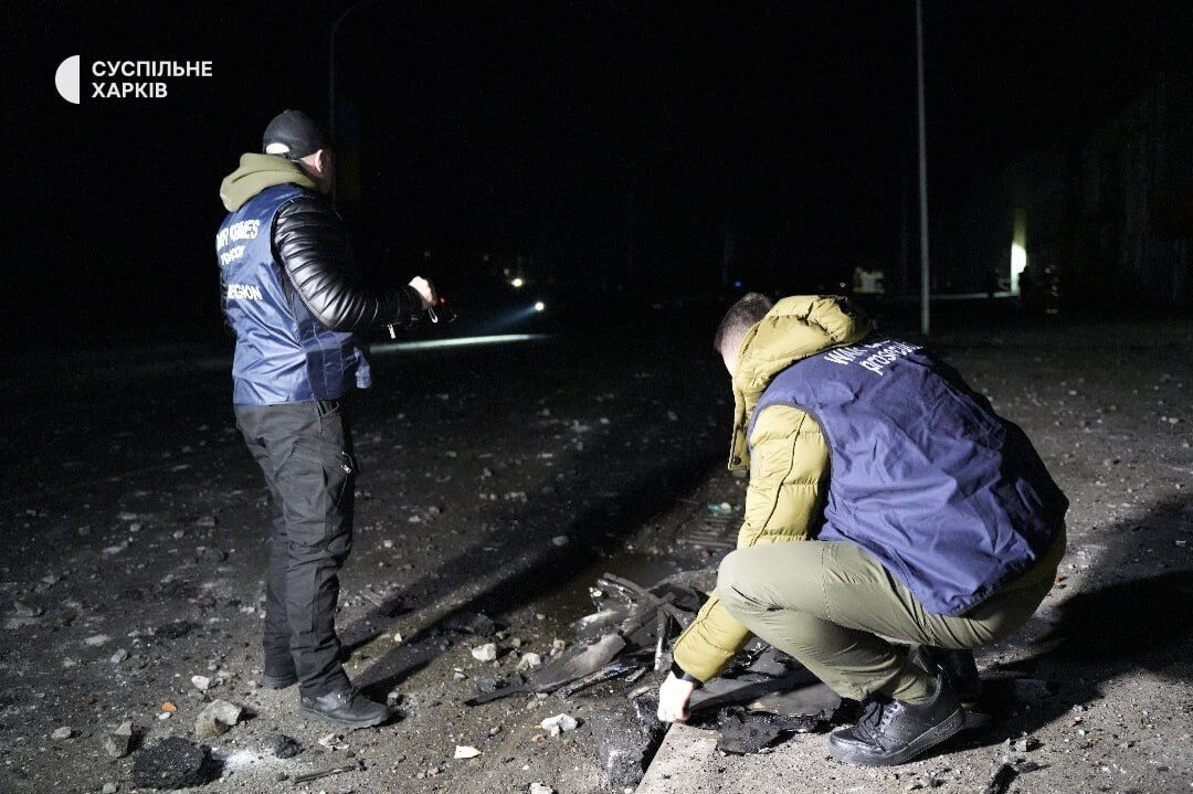 Пожежа в житловому будинку, вибиті шибки та постраждалі - наслідки нічної атаки на Харків