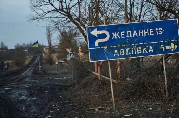 Авдеевка под обстрелами: украинские военные пытаются прорвать вражеское кольцо