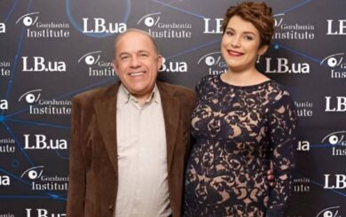 Студенти вимагають звільнення батька Соні Кошкіної з Інституту журналістики через сексизм