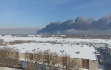 Ще одна пожежа у Московській області: горить склад будматеріалів