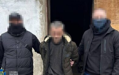 СБУ зупинила шпигуна: колишній ”беркутівець” планував атаки на українські об’єкти