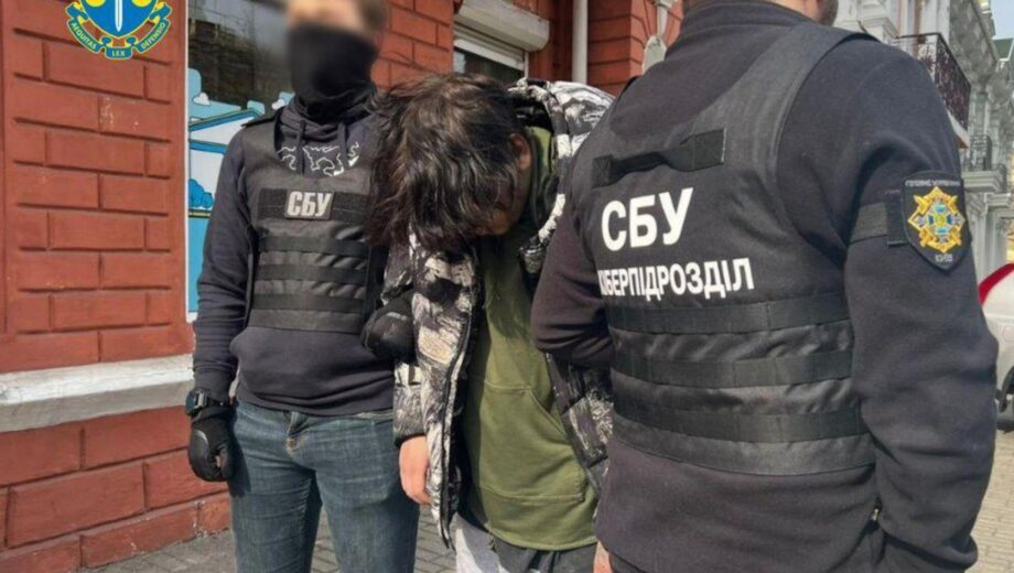 По заданию фсб рф собирал данные о воинских частях, ТЭС и военном госпитале: задержан предатель