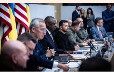 НАТО рассматривает пакет помощи Украине на $100 млрд вне зависимости от политических изменений на Западе