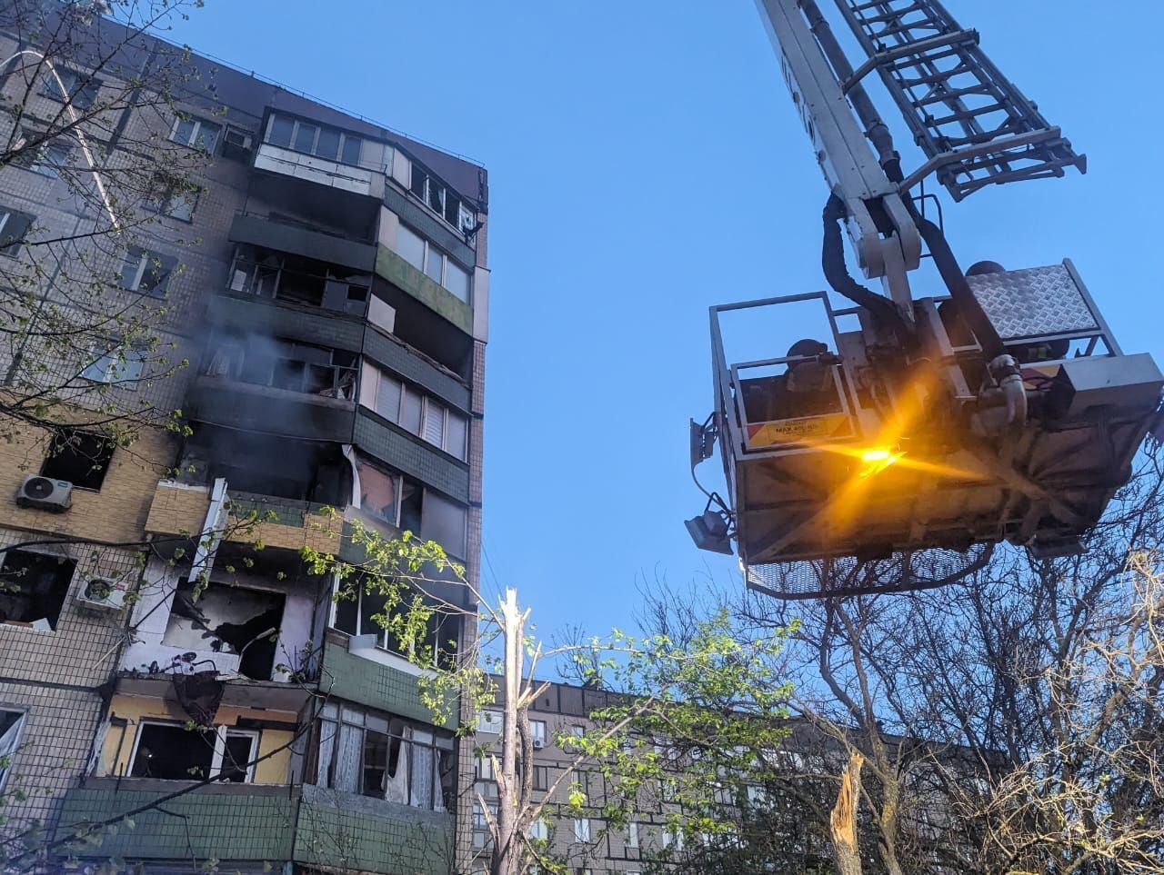 У Кривому Розі стався вибух газу у багатоповерхівці: багато постраждалих