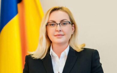 Шуби, земля та ресторани у Франції: що задекларувала голова Харківської облради