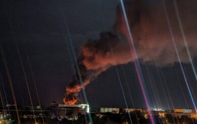 Пожар в Орехово-Зуево: горит производственное здание на 1200 кв. метров