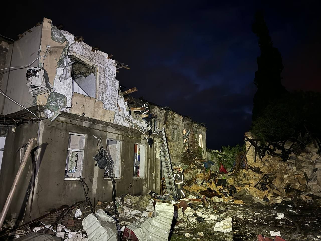Житлові будинки в Одесі атакували ''шахеди'' (фото)
