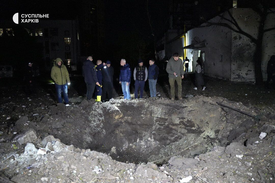 Россия ударила по ЖК в Шевченковском районе Харькова двумя ракетами С-300 (фото)
