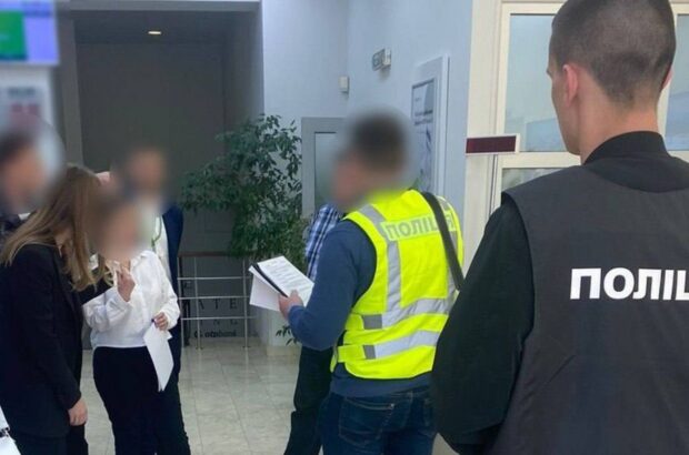 Схема хищения в Киеве: гендиректор КП и его подельники присвоили почти 10 млн грн на ремонте дорог