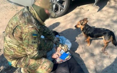 СБУ зупинила плани щодо ракетно-бомбових ударів по Харківщині: затримано інформатора російської розвідки