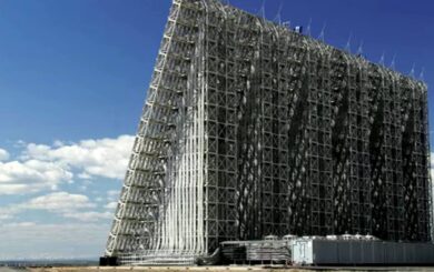 Украинский дрон установил рекорд дальности, атаковав радиолокационную станцию в Орске