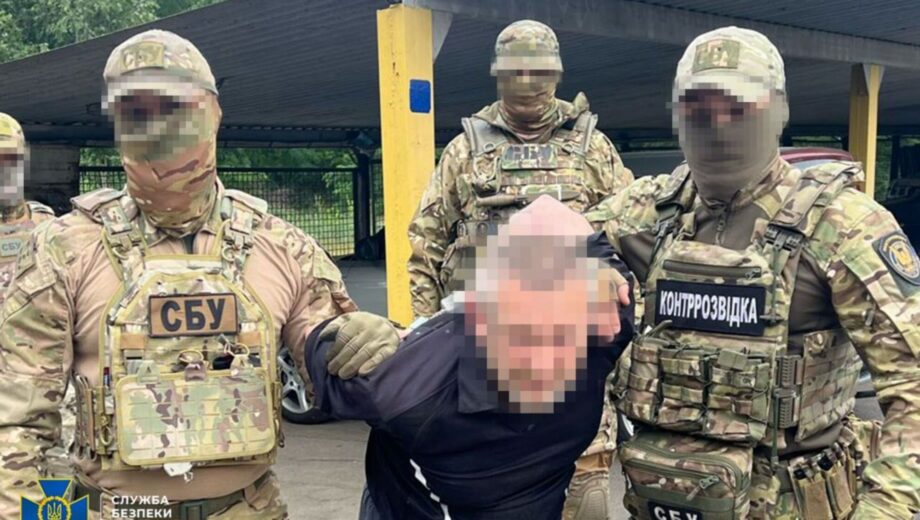 СБУ задержала в Запорожье агента ФСБ, готовившего подрывы авто сотрудников местных военкоматов