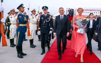 Президент Польщі Дуда прибув до Китаю для переговорів із Сі Цзіньпіном