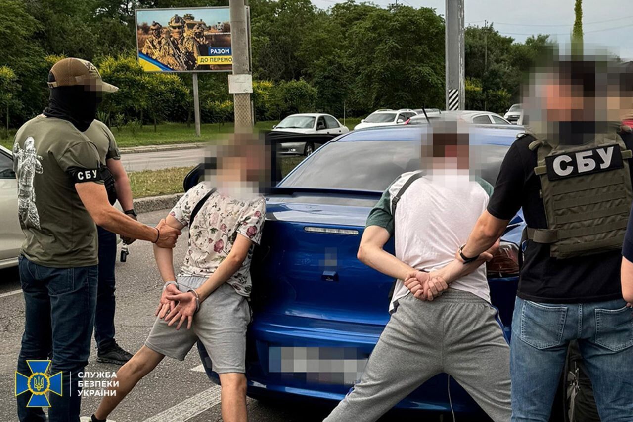 Задержана агентурная группа ФСБ в Одессе: одна из агенток использовала парики для конспирации