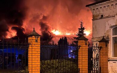 Завод в Коренево загорелся после атаки беспилотника