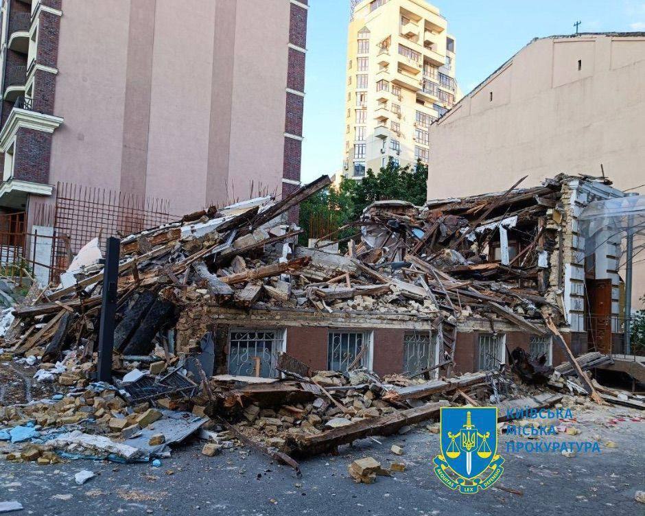 Совладелец усадьбы Зеленских может получить два года тюрьмы за незаконный демонтаж здания