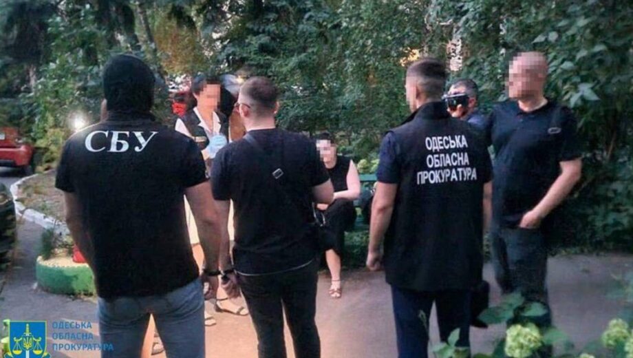 10 тыс долларов взятки: в Одессе разоблачена должностница Антимонопольного комитета