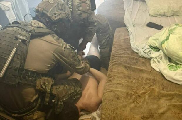 У Дніпрі затримали 18-річного підозрюваного у вбивстві Фаріон