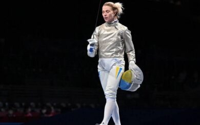 Саблю олимпийской чемпионки Ольги Харлан продадут на благотворительном аукционе