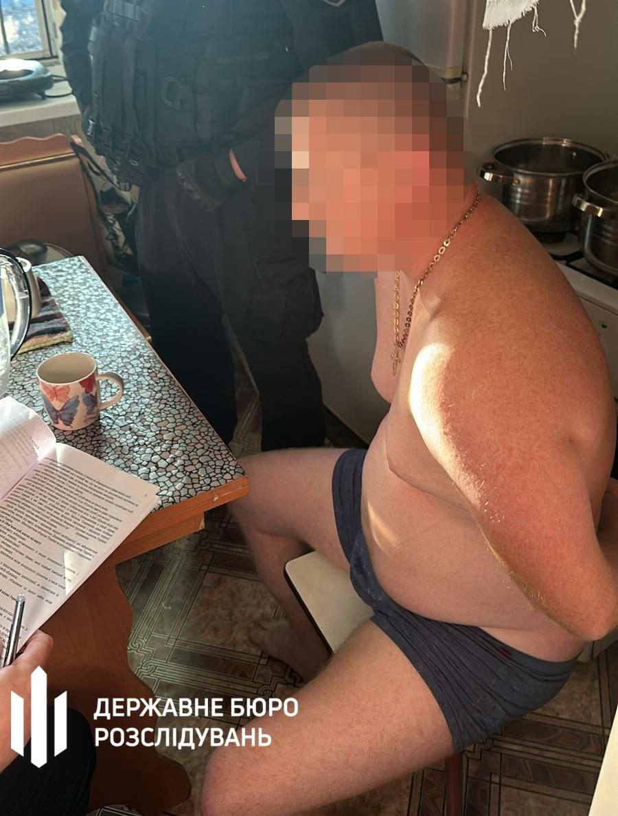 На Днепропетровщине разоблачен притон разврата: среди организаторов – работники ГСЧС и Нацгвардии