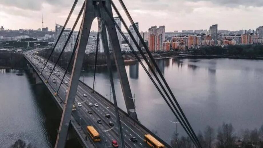 Столичные власти на два месяца ограничат движение по Северному мосту. Что произошло?