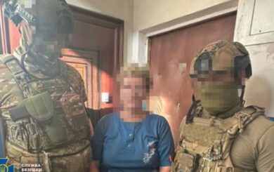 СБУ затримала шпигунку, яка передавала ворогу інформацію про найгарячіший напрямок фронту