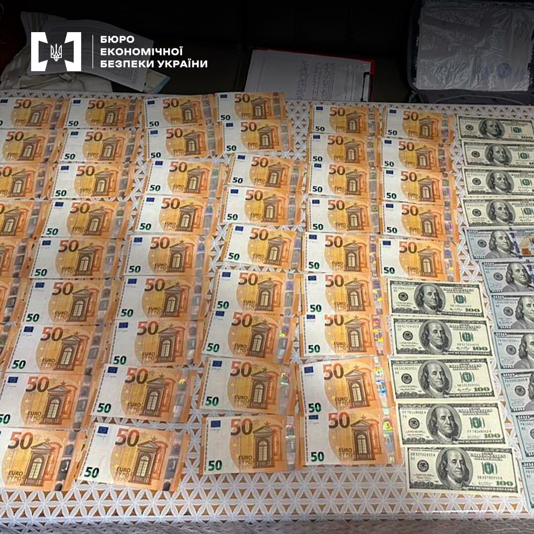 На Львівщині викрито незаконне ввезення автомобілів під виглядом гуманітарної допомоги