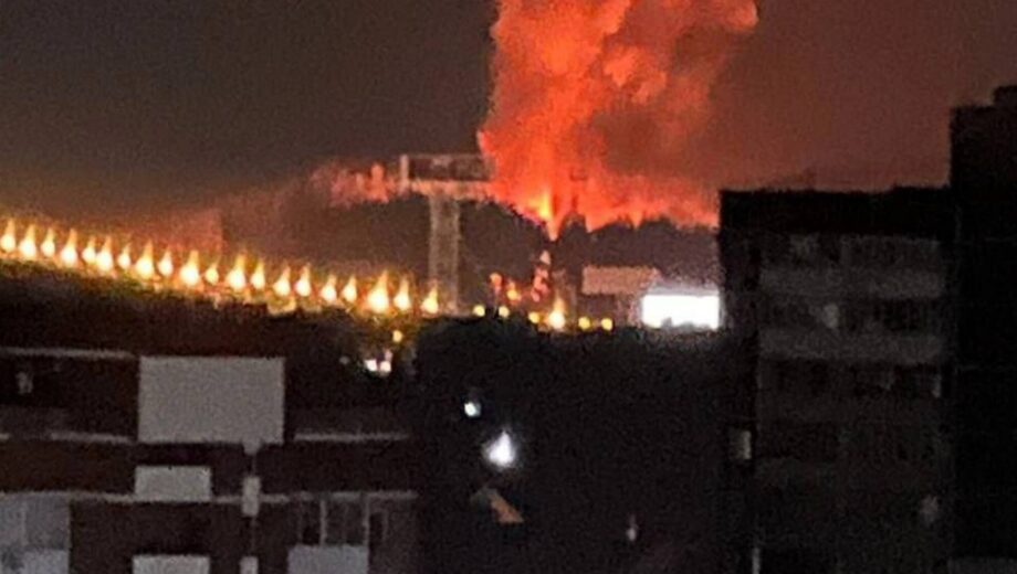 В Киеве произошел пожар в многоэтажке из-за падения обломков вражеского дрона